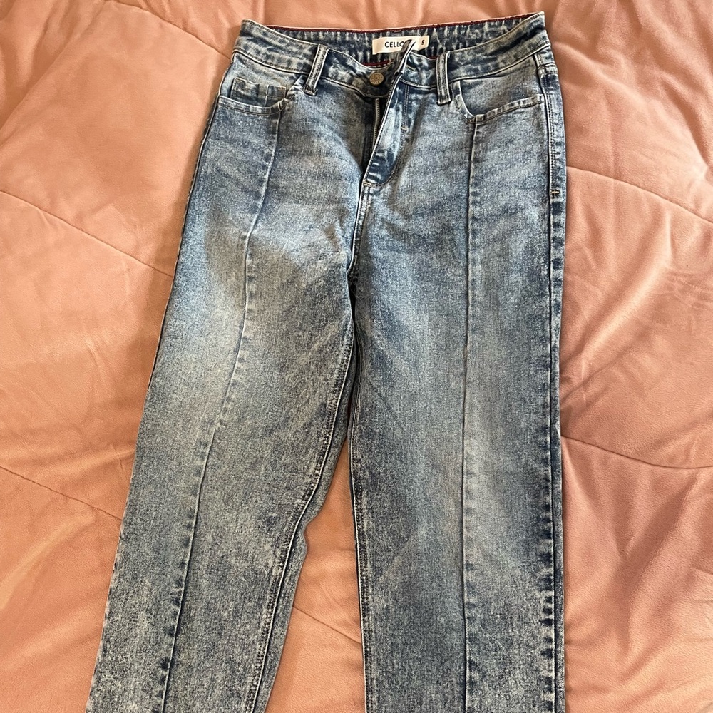 Acid wash jeans